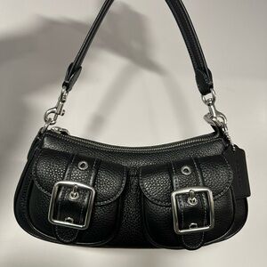 Black pebbled leather Ashton coach Bag